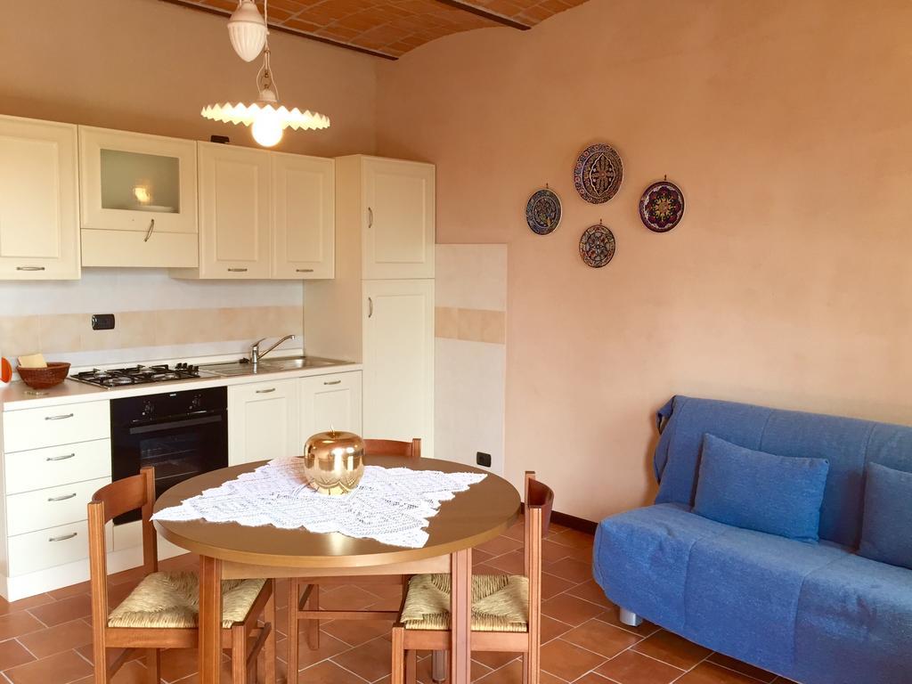 Cascina Stralla Farigliano Habitación foto